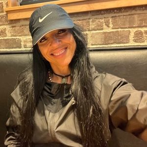 Meet your Posher, Frances